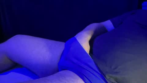 Snapshot of caribouu chatting on February 9, 10:09 am caribouu online show from February 9, 10:09 am