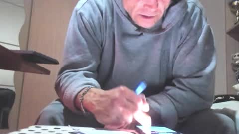 Laz online show from February 6, 3:26 pm