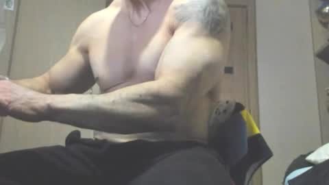 Laz online show from February 13, 7:32 pm