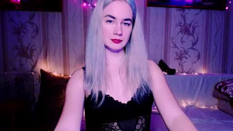 Snapshot of carinfox chatting on February 12, 6:58 pm Carin online show from February 12, 6:58 pm