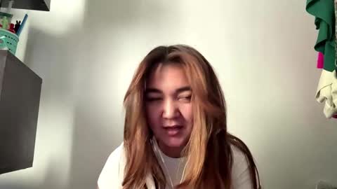 Snapshot of caritaschiavo chatting on October 29, 9:00 am caritaschiavo online show from October 29, 9:00 am