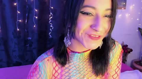 Snapshot of carla_smith__ chatting on December 11, 4:28 am Carla online show from December 11, 4:28 am