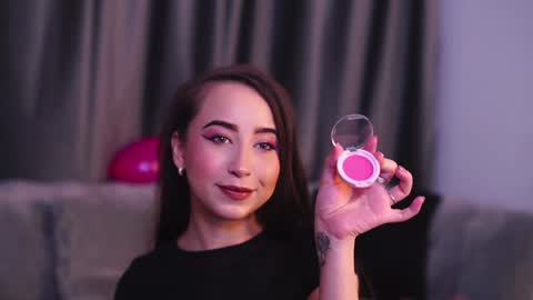 CarlaGavin online show from December 5, 6:32 am