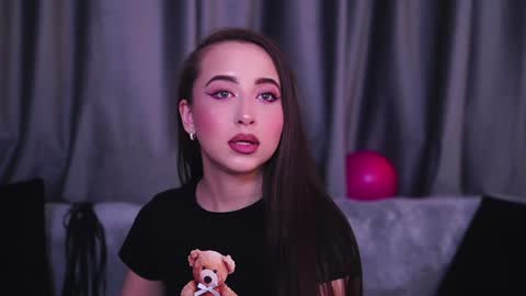 CarlaGavin online show from December 7, 9:50 am