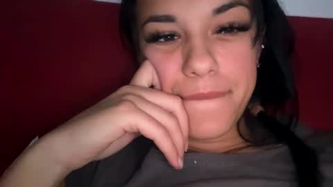 Snapshot of carlamaria200 chatting on December 11, 12:12 am Carla Maria online show from December 11, 12:12 am