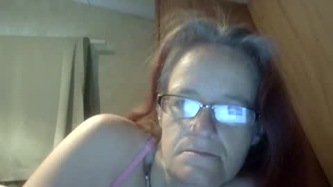 Snapshot of carleeswoman08 chatting on May 11, 11:16 am carleeswoman08 online show from May 11, 11:16 am