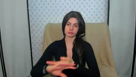 Snapshot of carlisosexy chatting on July 22, 7:27 pm CarliSoSexy online show from July 22, 7:27 pm