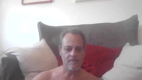 Snapshot of carlo76mx chatting on February 20, 8:53 pm carlo online show from February 20, 8:53 pm