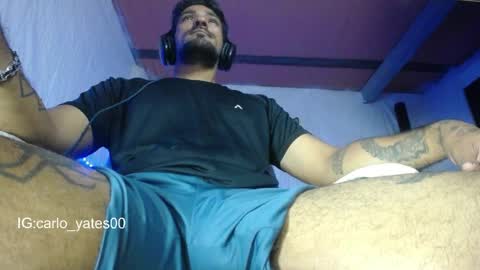 carlo yates  thx for help me to reach 100 thumps up online show from April 12, 3:39 pm