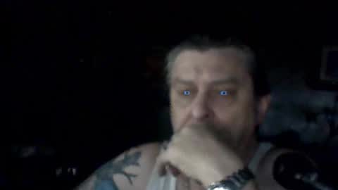 carlos712009 online show from April 12, 6:18 am