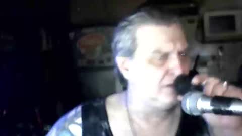 Snapshot of carlos712009 chatting on June 5, 6:52 am carlos712009 online show from June 5, 6:52 am