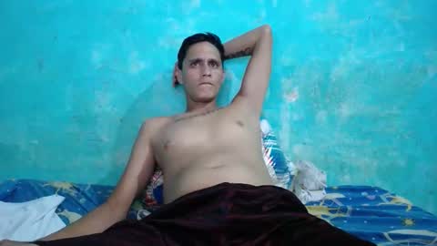 Snapshot of carlos_steven chatting on May 19, 2:18 am carlos_steven online show from May 19, 2:18 am