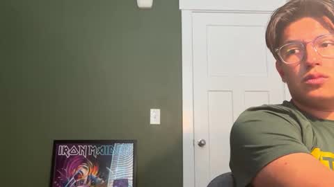 Snapshot of carlosjosecb1 chatting on November 12, 5:02 pm carlos online show from November 12, 5:02 pm