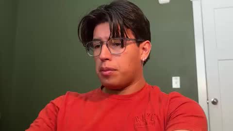 Snapshot of carlosjosecb1 chatting on November 20, 7:13 pm carlos online show from November 20, 7:13 pm