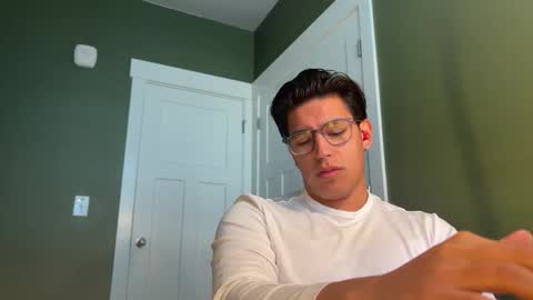 Snapshot of carlosjosecb1 chatting on February 3, 4:01 pm carlos online show from February 3, 4:01 pm