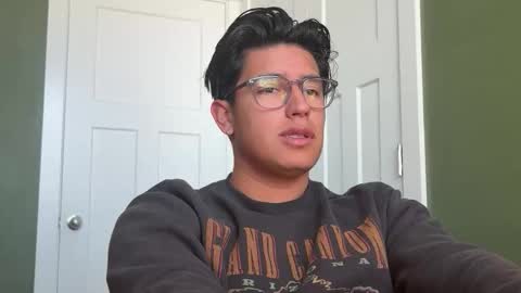 Snapshot of carlosjosecb1 chatting on February 19, 5:09 pm carlos online show from February 19, 5:09 pm