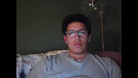 Snapshot of carlosjosecb1 chatting on March 9, 6:06 am carlos online show from March 9, 6:06 am