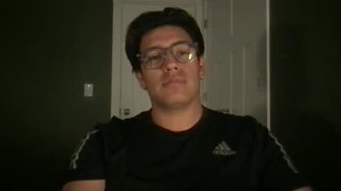 Snapshot of carlosjosecb1 chatting on March 21, 6:51 am carlos online show from March 21, 6:51 am