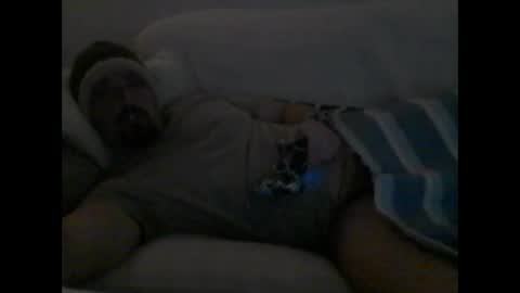 Snapshot of carlosmontesinos chatting on December 26, 12:57 am carlosmontesinos online show from December 26, 12:57 am