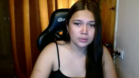 Snapshot of carlota_edwards chatting on October 31, 10:38 am Carla online show from October 31, 10:38 am