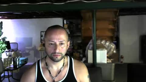 Carl online show from December 2, 8:41 am