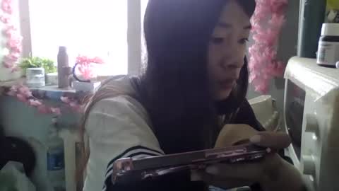 CarlyJoy online show from September 29, 7:35 am