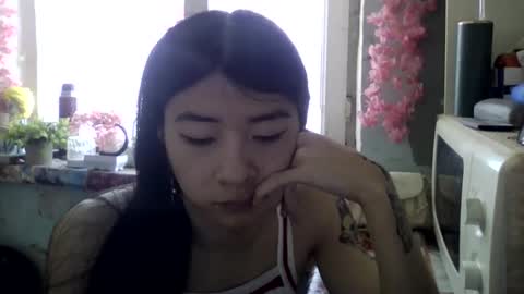 Snapshot of carlyjoy chatting on April 29, 10:08 am CarlyJoy online show from April 29, 10:08 am