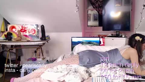 Carly Pearls online show from January 15, 12:30 am