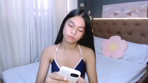 Snapshot of carmella_amethyst chatting on May 18, 4:07 am CARMELLA online show from May 18, 4:07 am