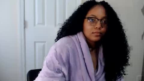 Snapshot of carmellovekisses chatting on September 14, 10:09 pm CARAMEL xoxo online show from September 14, 10:09 pm