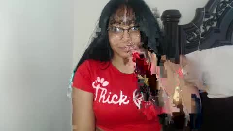 Snapshot of carmellovekisses chatting on September 28, 8:14 pm CARAMEL xoxo online show from September 28, 8:14 pm