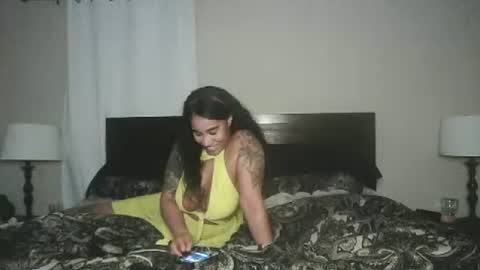 Snapshot of carmen_savage chatting on June 20, 6:05 am Carmen Savage online show from June 20, 6:05 am