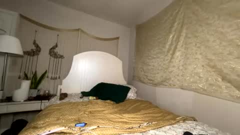 Snapshot of carmen_savage chatting on July 26, 6:32 am Carmen Savage online show from July 26, 6:32 am
