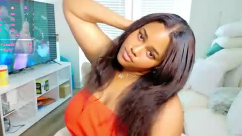 Snapshot of carmencash_ chatting on July 10, 11:46 am Carmen Cash online show from July 10, 11:46 am