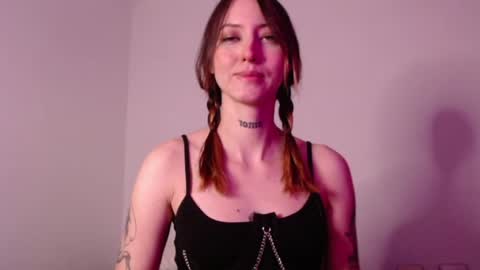 carmennrusso online show from October 12, 10:31 pm