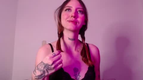 carmennrusso online show from October 17, 11:40 pm