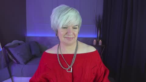 Snapshot of carmensoft chatting on December 4, 9:24 pm Carmen online show from December 4, 9:24 pm