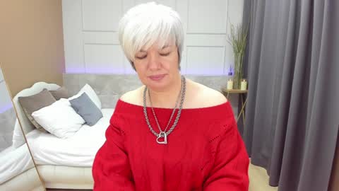 Snapshot of carmensoft chatting on December 9, 12:01 am Carmen online show from December 9, 12:01 am