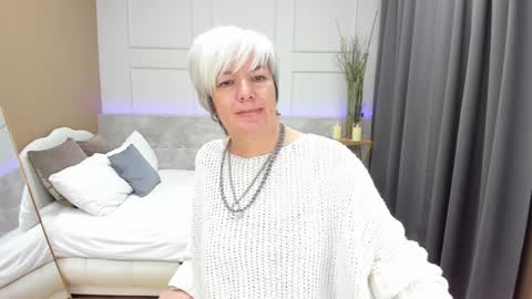 Snapshot of carmensoft chatting on December 9, 3:07 am Carmen online show from December 9, 3:07 am