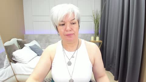 Snapshot of carmensoft chatting on December 23, 12:25 am Carmen online show from December 23, 12:25 am