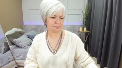 Snapshot of carmensoft chatting on December 29, 12:09 am Carmen online show from December 29, 12:09 am