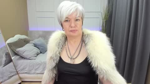 Snapshot of carmensoft chatting on December 29, 3:11 am Carmen online show from December 29, 3:11 am