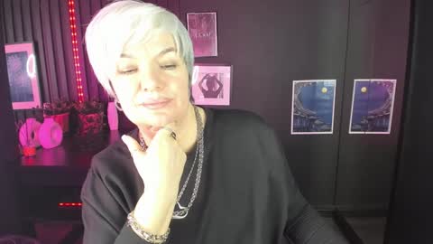 Snapshot of carmensoft chatting on January 4, 2:46 am Carmen online show from January 4, 2:46 am