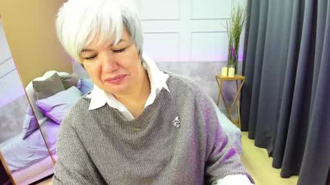 Snapshot of carmensoft chatting on January 11, 8:43 pm Carmen online show from January 11, 8:43 pm