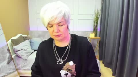 Snapshot of carmensoft chatting on January 12, 8:47 pm Carmen online show from January 12, 8:47 pm