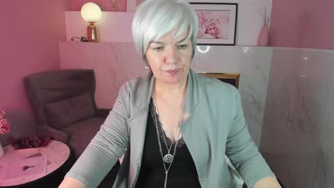 Snapshot of carmensoft chatting on January 27, 3:04 am Carmen online show from January 27, 3:04 am