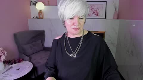 Snapshot of carmensoft chatting on January 30, 12:18 am Carmen online show from January 30, 12:18 am