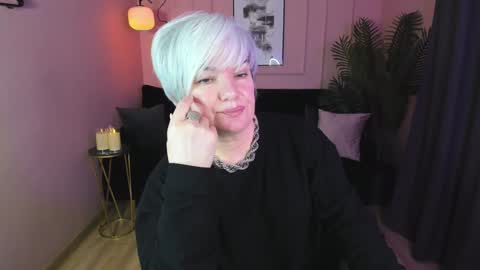 Snapshot of carmensoft chatting on February 8, 9:25 pm Carmen online show from February 8, 9:25 pm