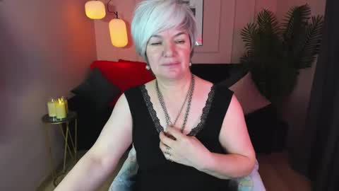 Snapshot of carmensoft chatting on February 9, 4:36 am Carmen online show from February 9, 4:36 am