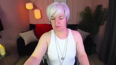 Snapshot of carmensoft chatting on February 10, 2:30 am Carmen online show from February 10, 2:30 am